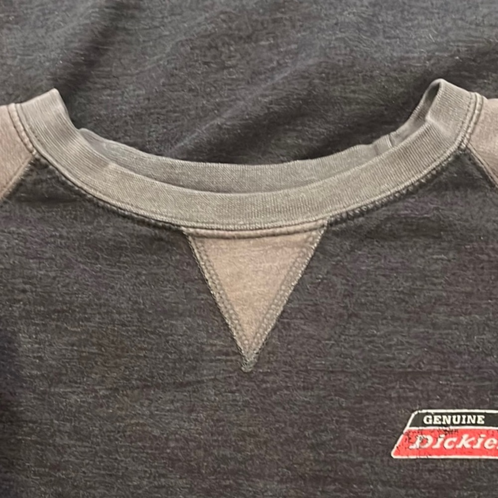 Vintage Men's Genuine Dickies XL Gray and Black Sweatshirt - Picture 7 of 9